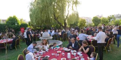 Şırnak’ta şehit ve gazi aileleri onuruna yemek programı düzenlendi