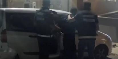 Diyarbakır'da midelerinde uyuşturucu taşıyan 2 kişi yakalandı