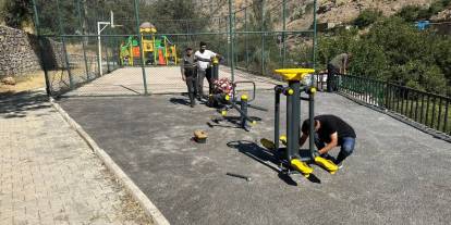 Uludere'de Çocuk Oyun Parkı Yenilendi