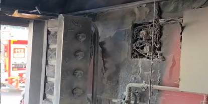 Şırnak’ta Dönercide Çıkan Yangın Panik Yarattı: 2 Dükkan Tahliye Edildi