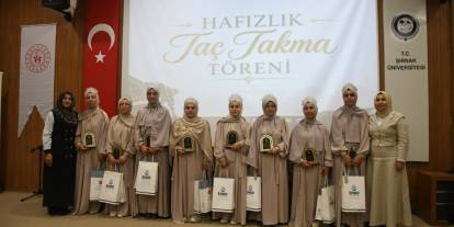 Şırnak Üniversitesi’nde Hafızlar İçin Taç Giyme Merasimi