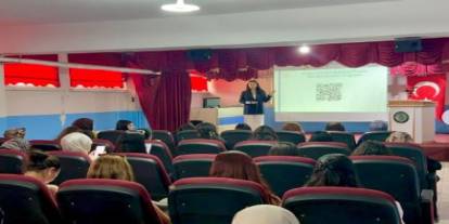 Silopi’de Üniversiteli Kadın Öğrencilere “Sağlıklı İlişki” Eğitimi