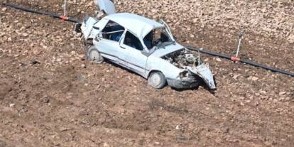 Şarampole yuvarlanan otomobilde bebek öldü, 6 kişi yaralandı
