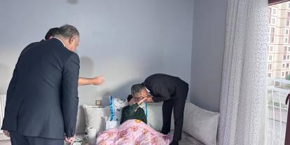 Şırnak Valisi Ekici, Dünya Yaşlılar Günü’nde büyükleri ziyaret etti