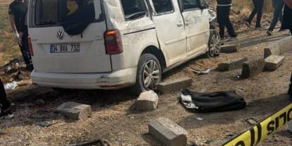 Nusaybin'de iki araç çarpıştı: 1 kişi öldü, 2 kişi yaralandı