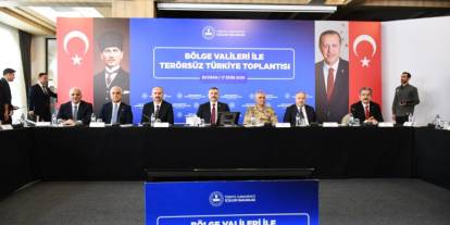 Şırnak Valisi Ekici, Bölge Valileriyle Birlikte Bakan Çiftçi ile Görüştü