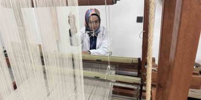 Siirt’te Kadın Kilim Ustasının Keten Dokuma Yolculuğu