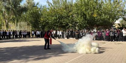 Şırnak’ta öğrenciler afetlere karşı tatbikat yaptı