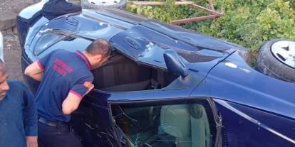Siirt'te devrilen otomobilin sürücüsü yaralandı