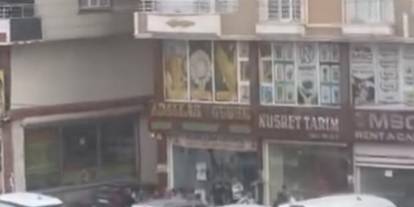Kızıltepe'de iş yerine silahlı saldırı yapıldı