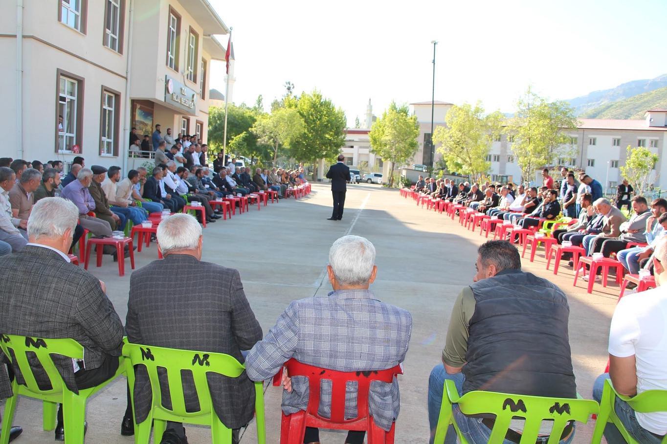 aa-20230506-31062906-31062904-uluderede-halk-toplantisi-yapildi.jpg