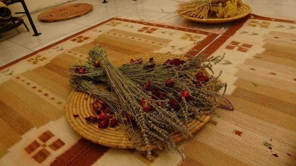 Mega Kent İstanbul’u Bırakan Çiftçi, Mardin’de Gül Ve Lavanta Ekimi Yapıyor