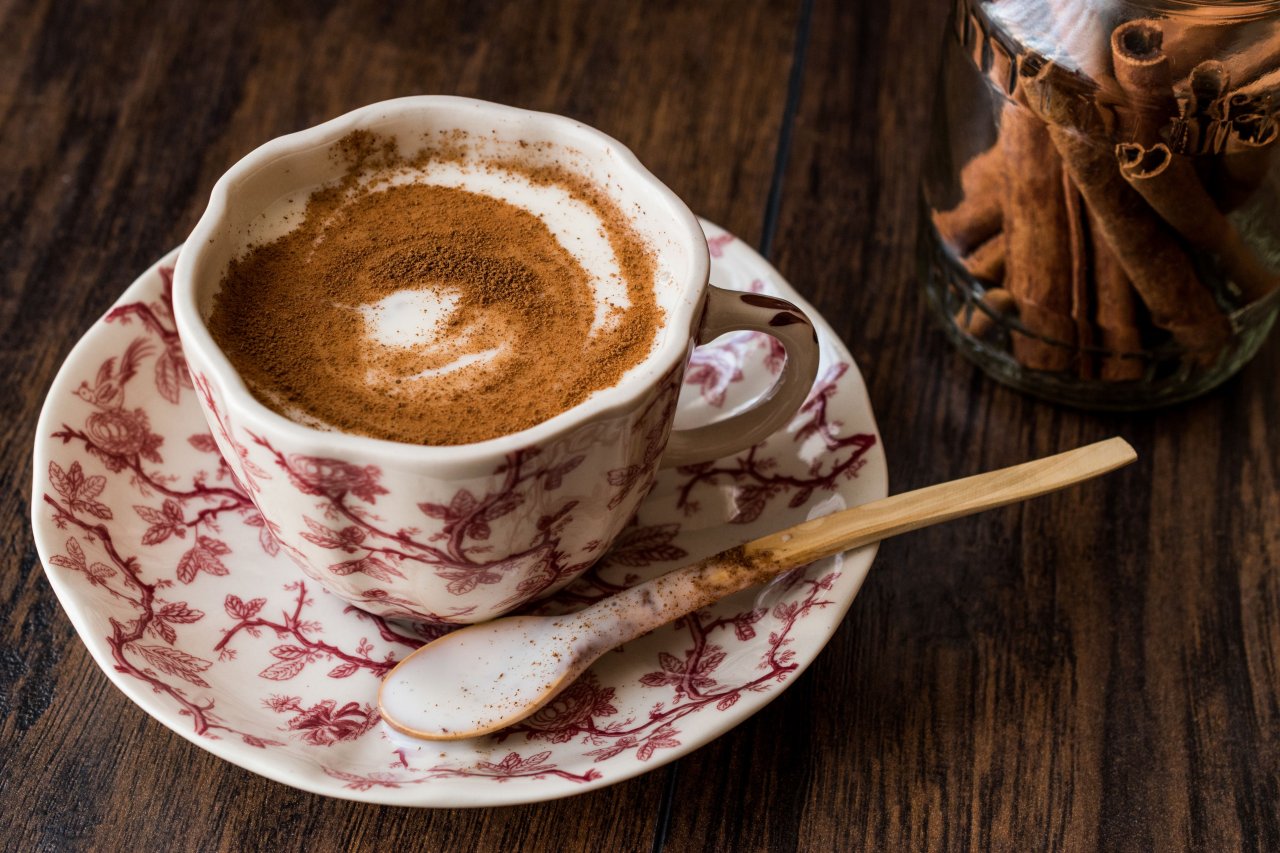 turkish-salep-or-sahlep-with-cinnamon-sticks-christmas-eggnog-637238302-5b06ff4e3128340037a4d7d0.jpg