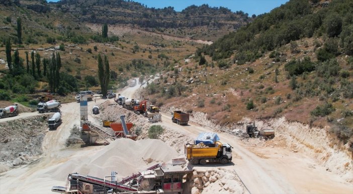 gabara-petrol-kesfinin-ardindan-2-yilda-480-kilometre-yol-yapildi-d478dab-1.jpg