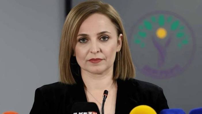 ayseguldogan.jpg