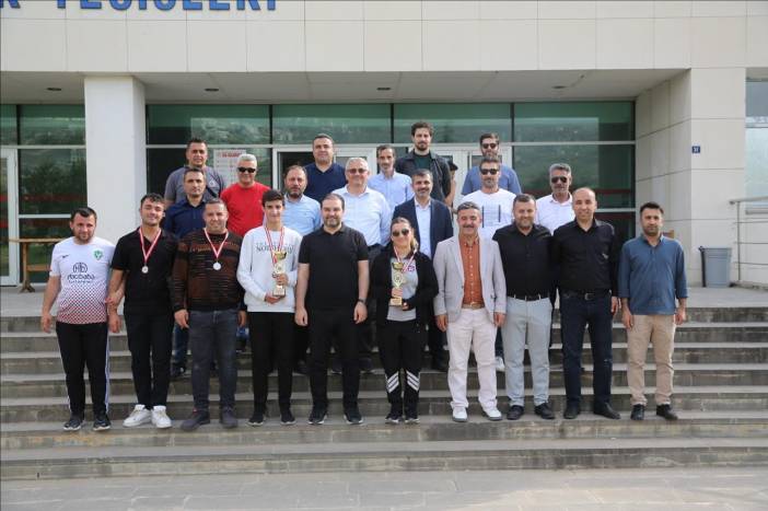 universitemizde-ilk-kez-kampus-kosusu-duzenlendi-48b7ae7f-cdb1-453f-b5ab-84ce9b1935f2.jpeg