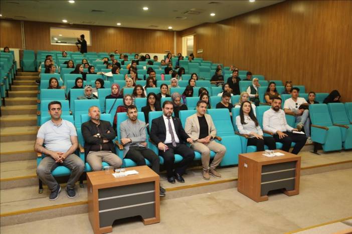 universitemizde-bagimlilik-ve-bagimlilikla-mucadele-paneli-gerceklestirildi-9614fd2d-d5d8-4c9a-a5f2-e86e0e83496d.jpeg