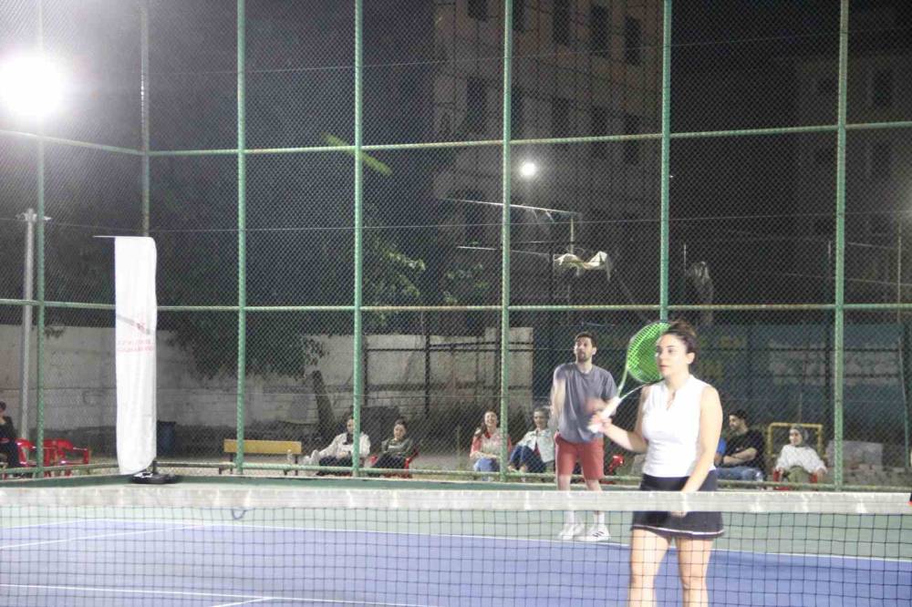 Cizre’de İlk Geleneksel Kort Tenis Heyecanı Yaşandı