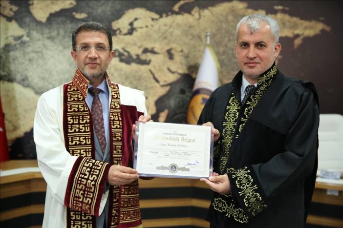 universitemizde-profesorluk-belgesi-takdim-toreni-gerceklestirildi-16be764b-40e9-4e3c-aaee-9fa9fe224eff.jpeg