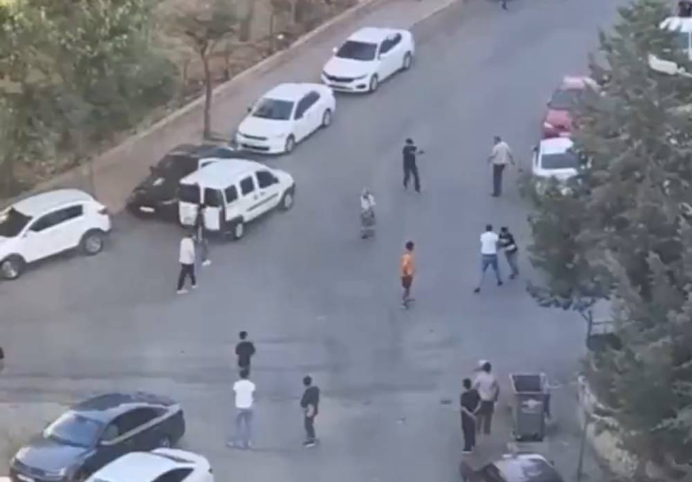 2 Kardeşe silahla saldırı anı güvenlik kamerasında