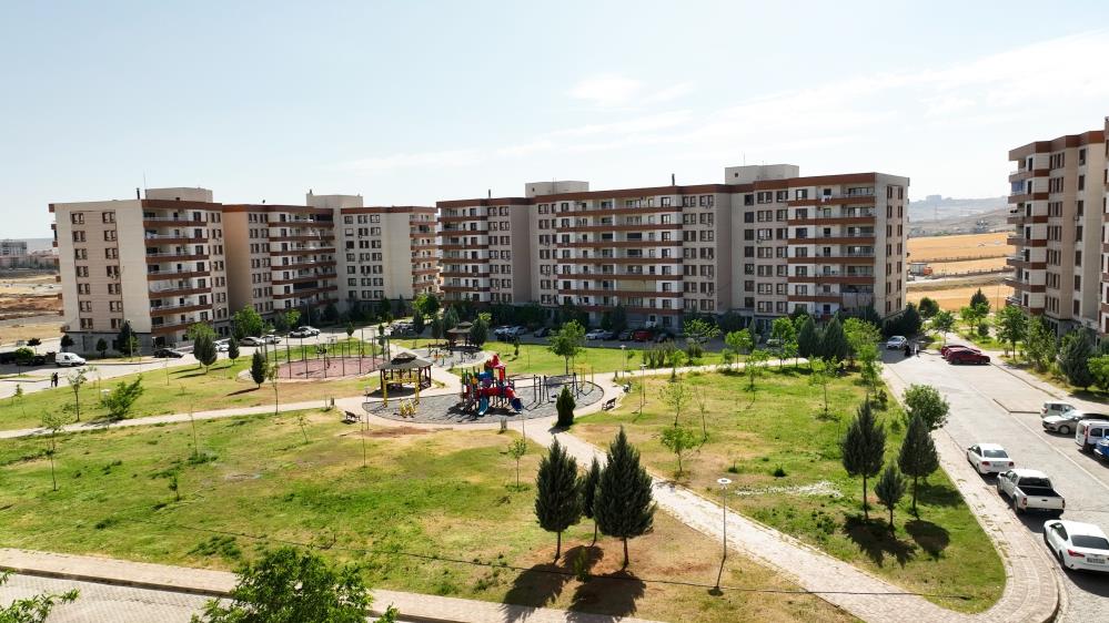 aw482240-01.jpg