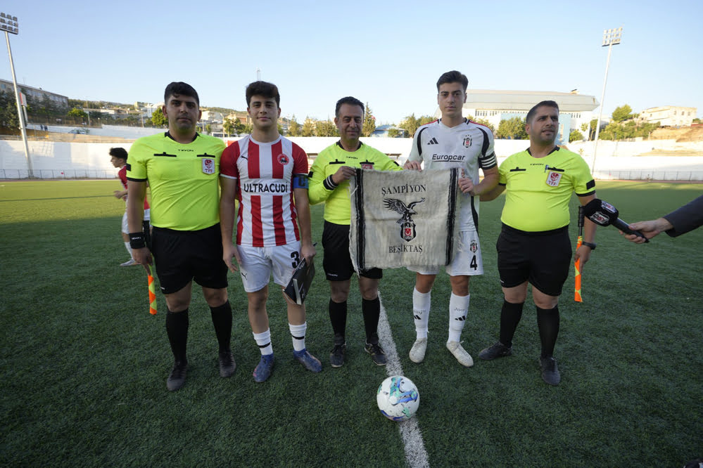 u16srnkbj03.jpg