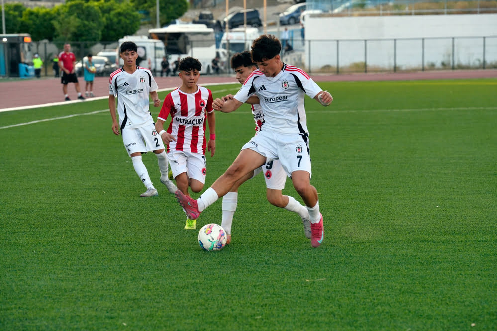u16srnkbj05.jpg
