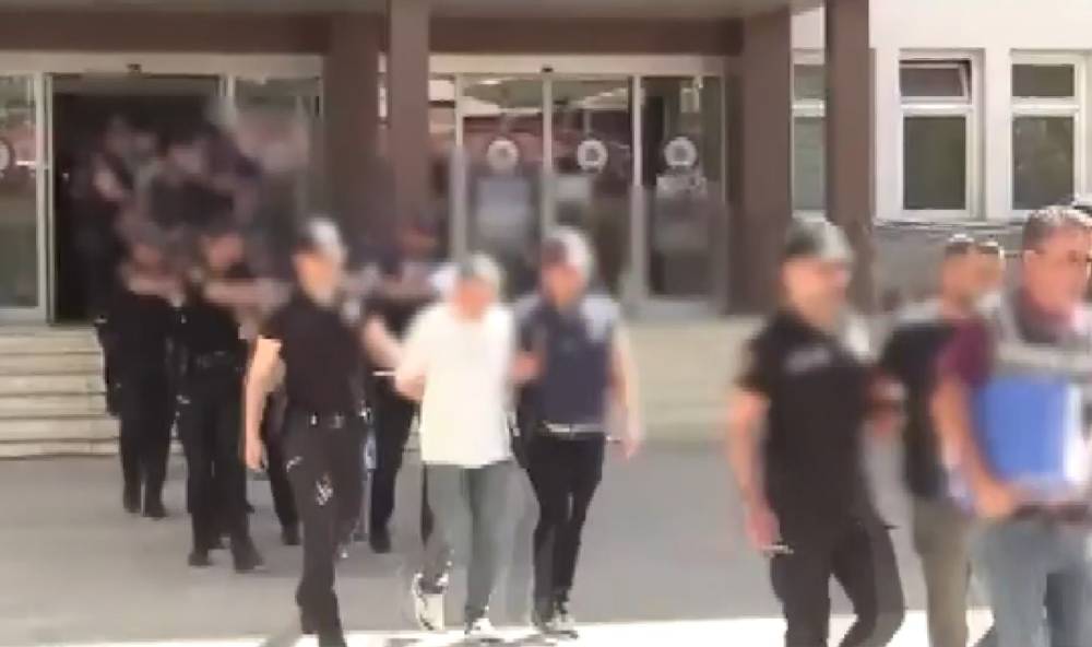 ’Change Araç’ Operasyonu: 13 Şahıs Tutuklandı
