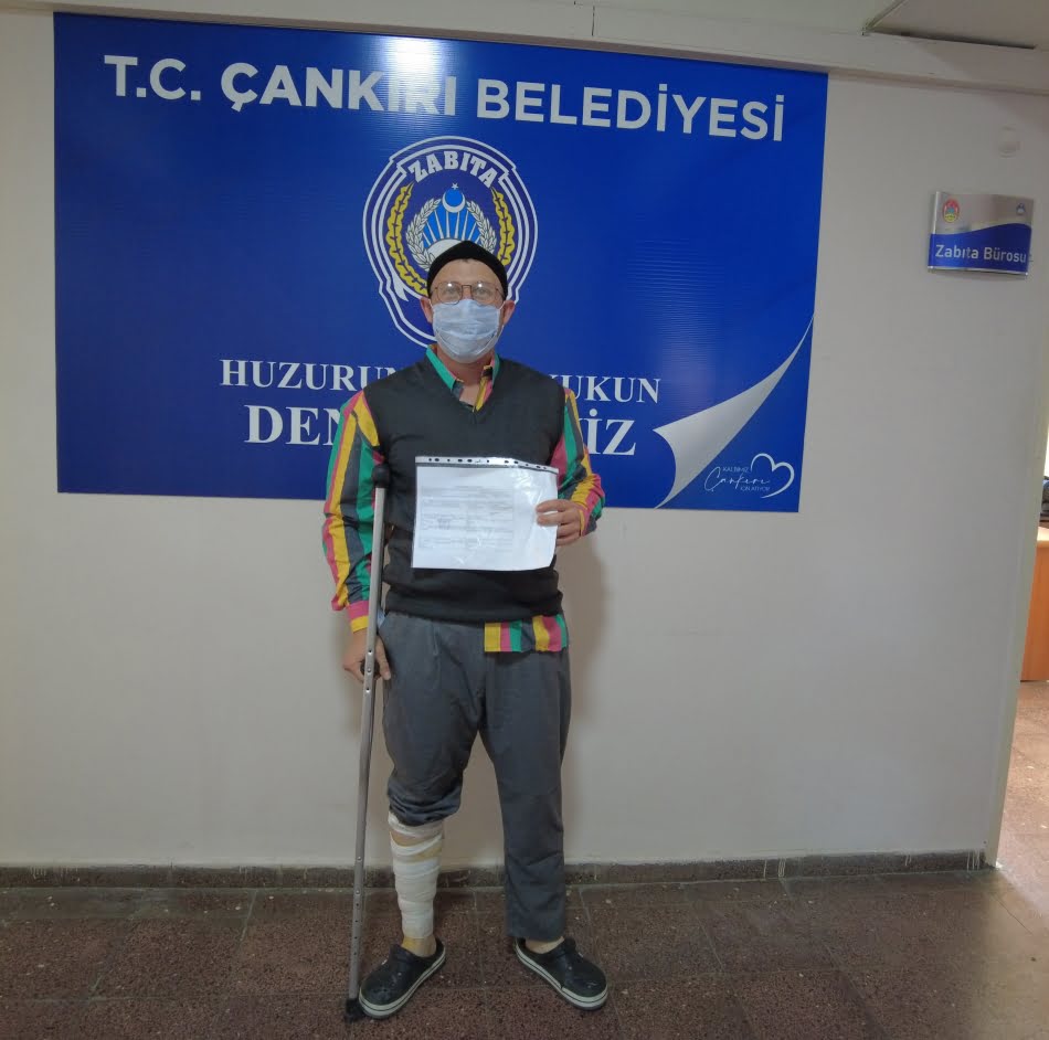 1751651490-8-1.jpg
