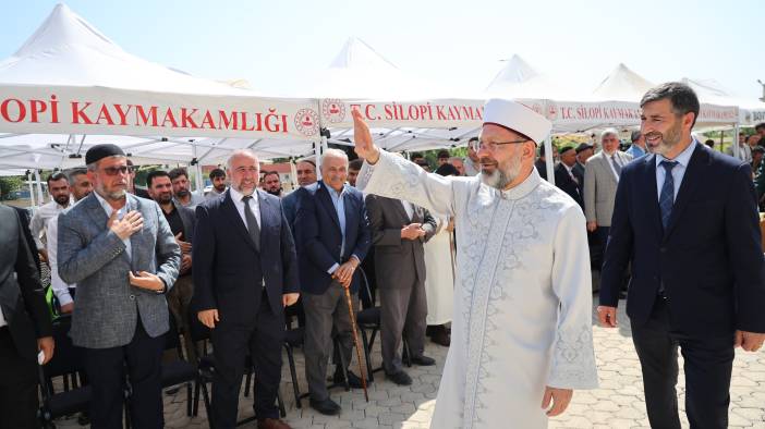gvkcoriweaa7tlg.jpg