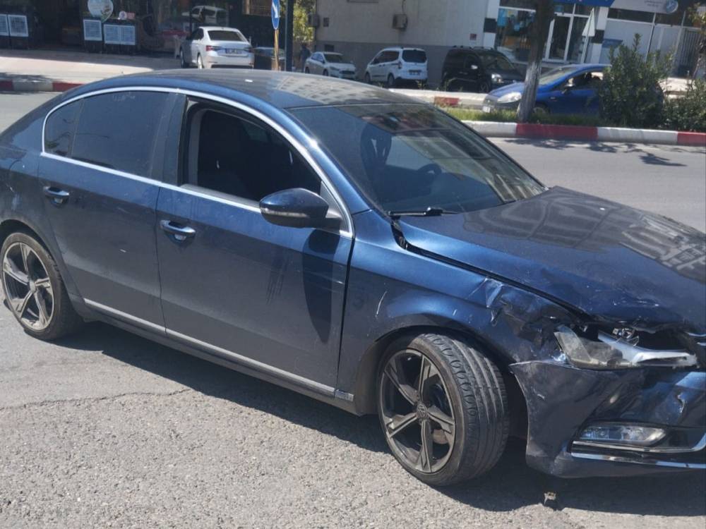 Siirt’te Maddi Hasarlı Trafik Kazası Meydana Geldi