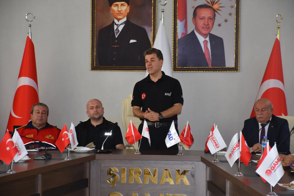 aa-20250811-38803404-38803402-si.jpg
