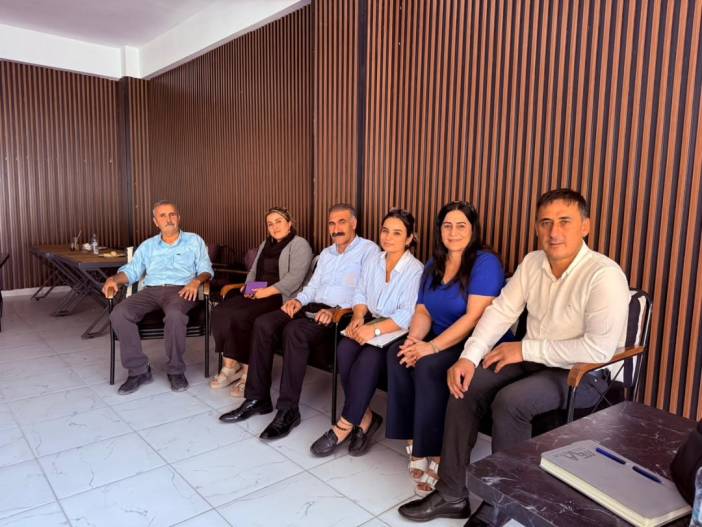 sirnak-il-genel-meclisimiz-beytussebap-muhtarlarimizla-bir-araya-gelerek-demokratik-yerel-yonee.jpg