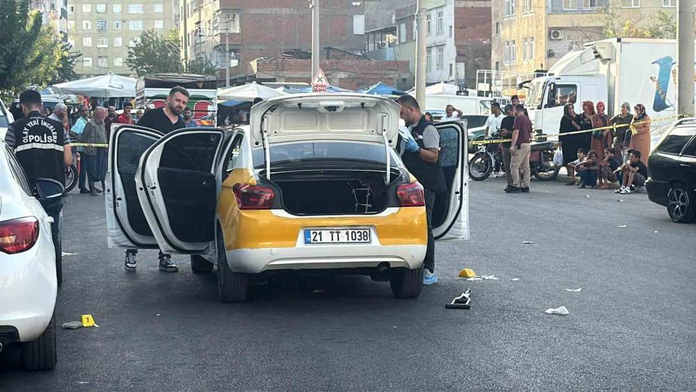 Boşanma Aşamasındaki Şahıs, Önce Eşini Öldürdü Sonra Canına Kıydı