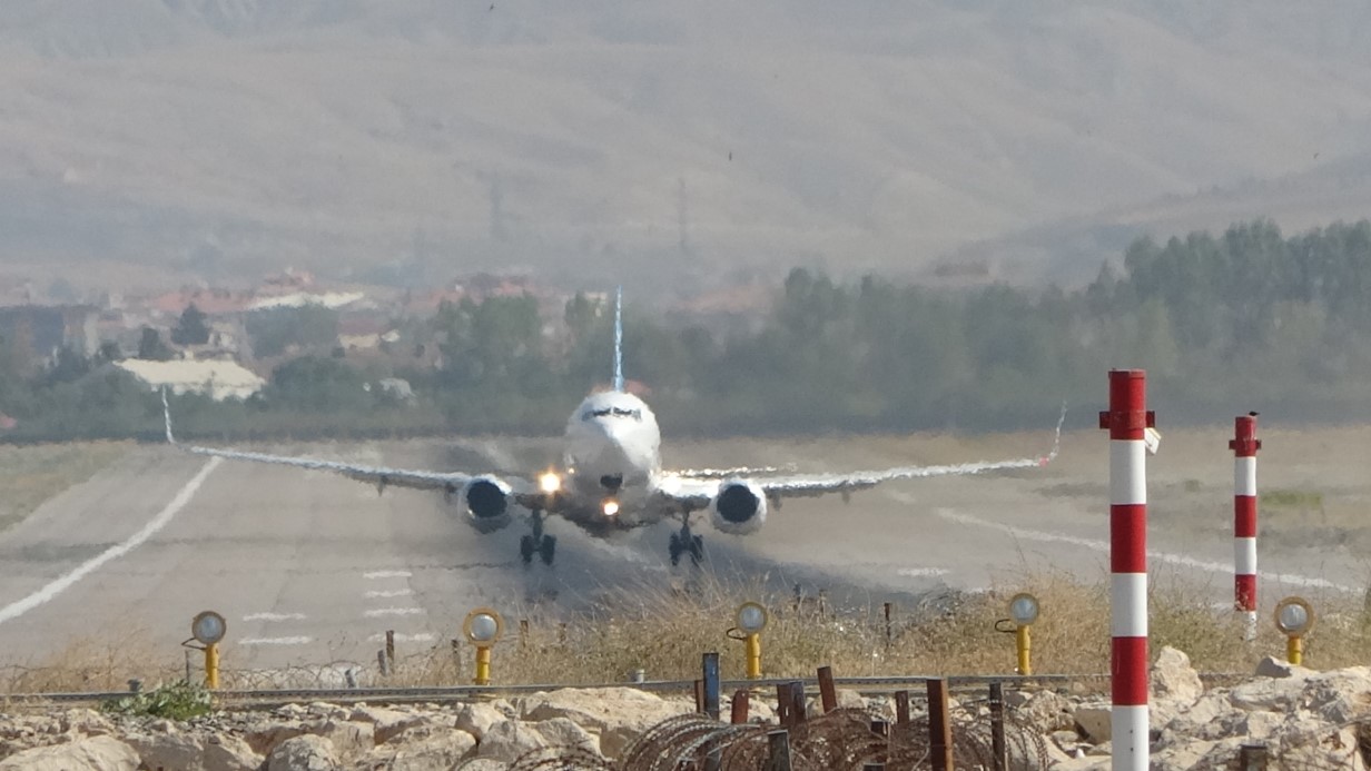 aw531641-09.jpg