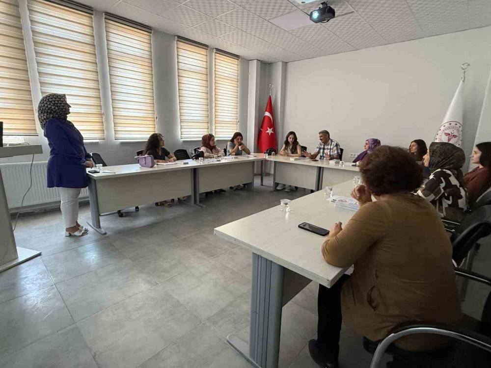 Siirt İl Sağlık Müdürlüğünden Aile Kurumunu Güçlendirecek Eğitim