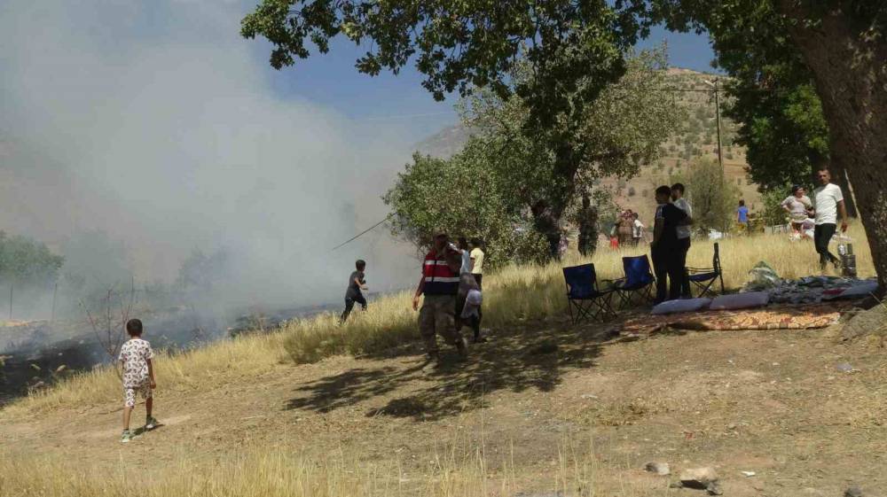 Binlerce Kişi Seyit Bilal Zevi Etkinliğinde Bir Araya Geldi