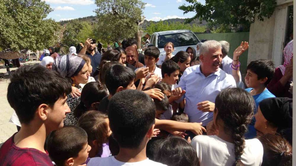 Binlerce Kişi Seyit Bilal Zevi Etkinliğinde Bir Araya Geldi