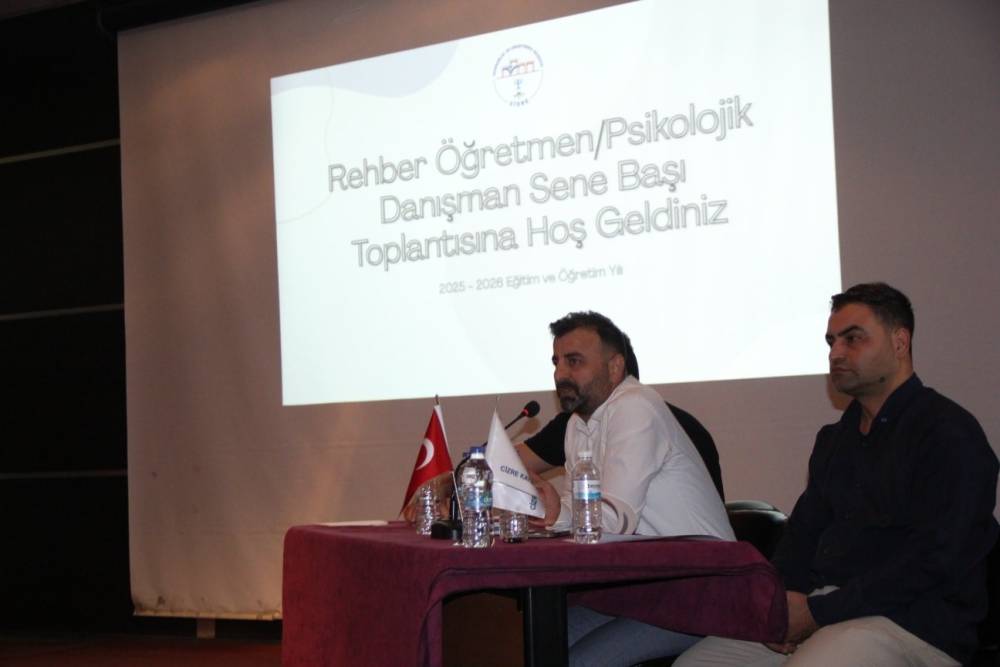 Cizre’de Rehber Öğretmenler İle Sene Başı Toplantısı Yapıldı
