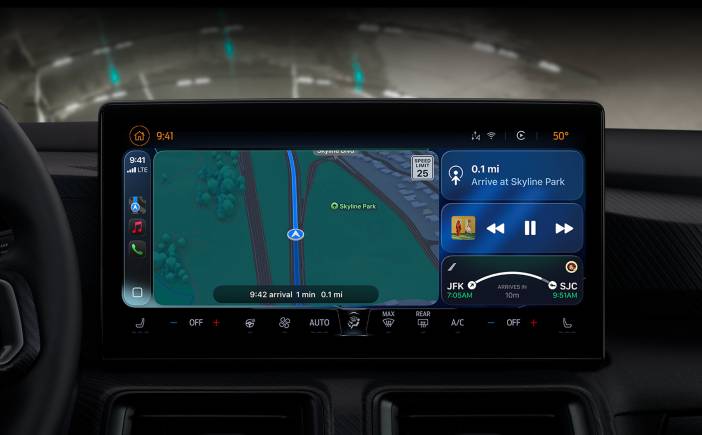 carplay-cfnmfvg0l0k2-large-2x-001.jpg