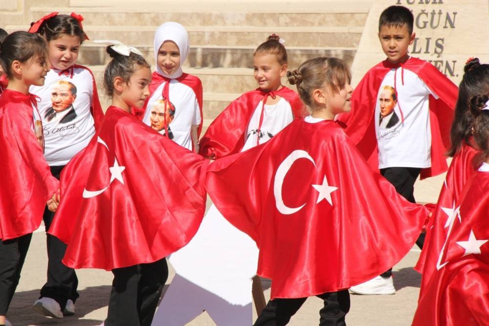 Cizre’de İlköğretim Haftası Coşku İle Kutlandı