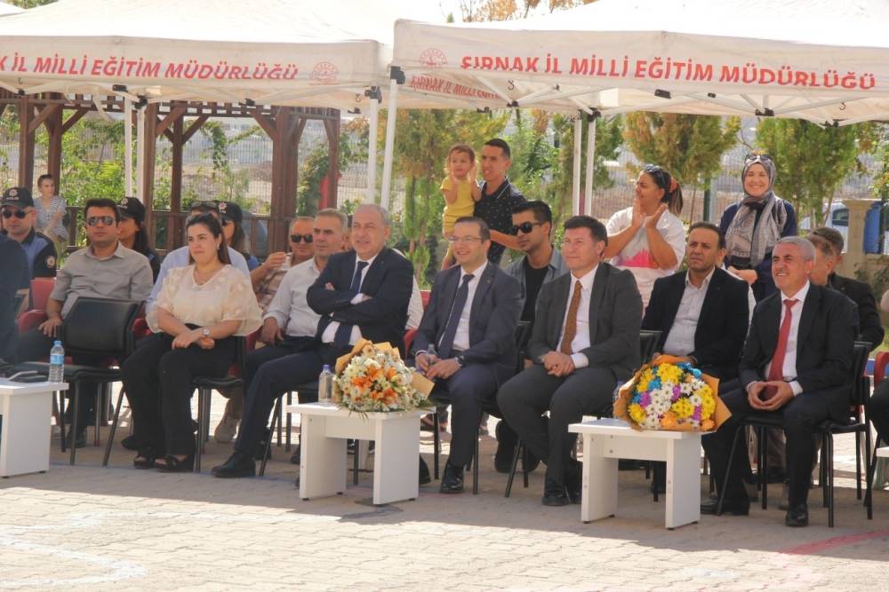 Cizre’de İlköğretim Haftası Coşku İle Kutlandı