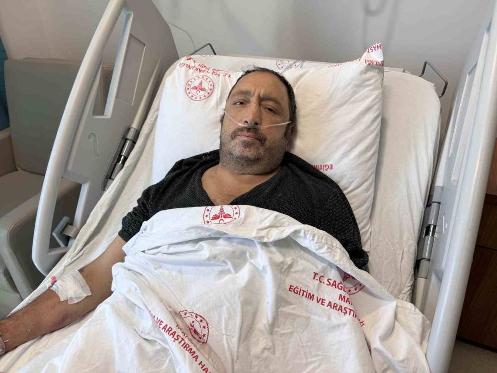 Hastanın 6 Kiloluk Böbrek, Ameliyatla Alındı