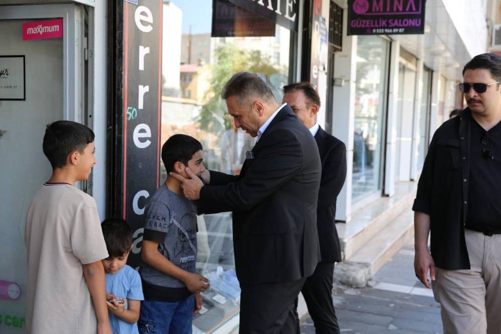 Şırnak İl Emniyet Müdürü Sazak Silopi’de Vatandaşlarla Bir Araya Geldi