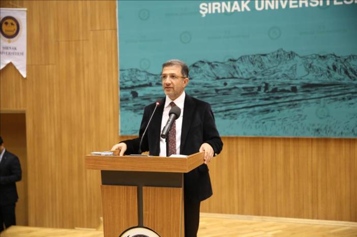 universitemizde-yeni-ogrencilere-oryantasyon-egitimi-012712e2-eb96-4c62-b246-ef593477b6aa.jpeg