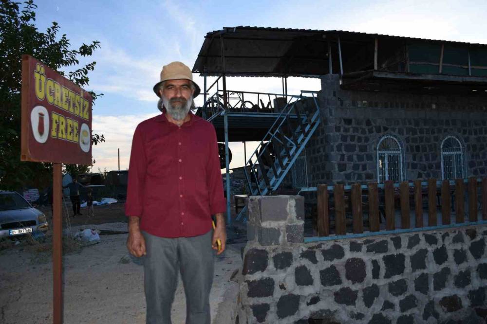 Bu Tesiste Para Geçmiyor
