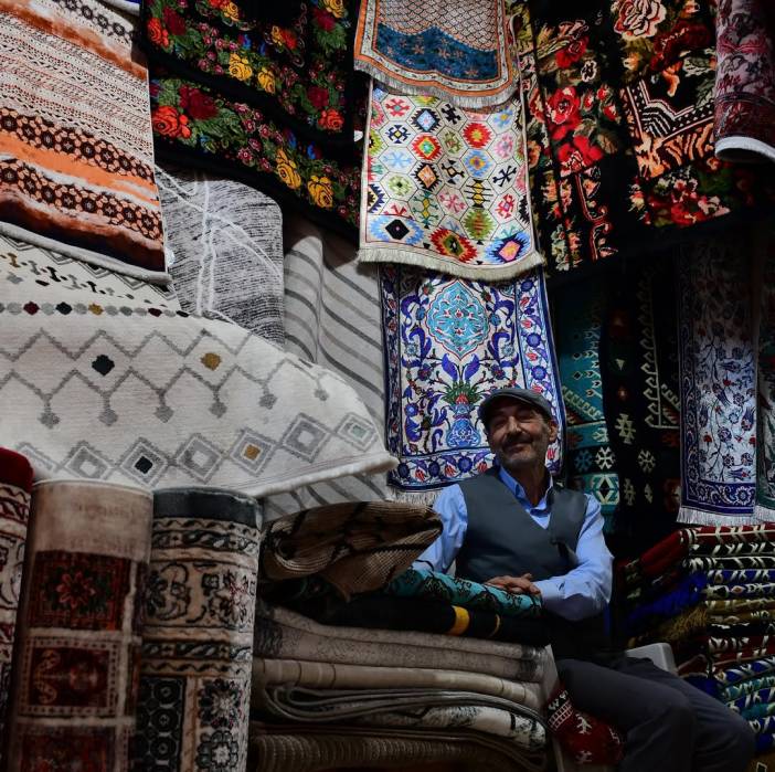 fotomaraton-diyarbakirda-esnaf-temasiyla-ikincilik-odulu-idile-geldit-c-kultur-ve-turizm-ba-1.jpg