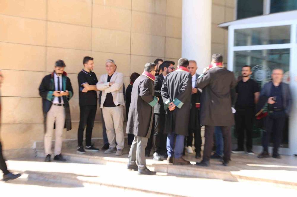 Şırnak’ta Genç Avukatlar Ücret Tarifesinin Değiştirilmesini Talep Etti