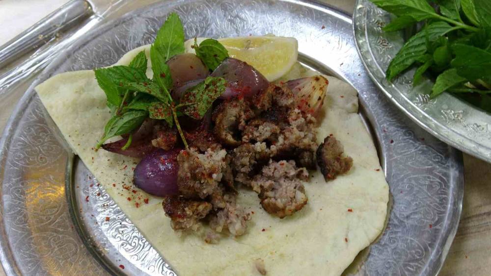Gribal Hastalıkların İlacı: Soğan Kebabı