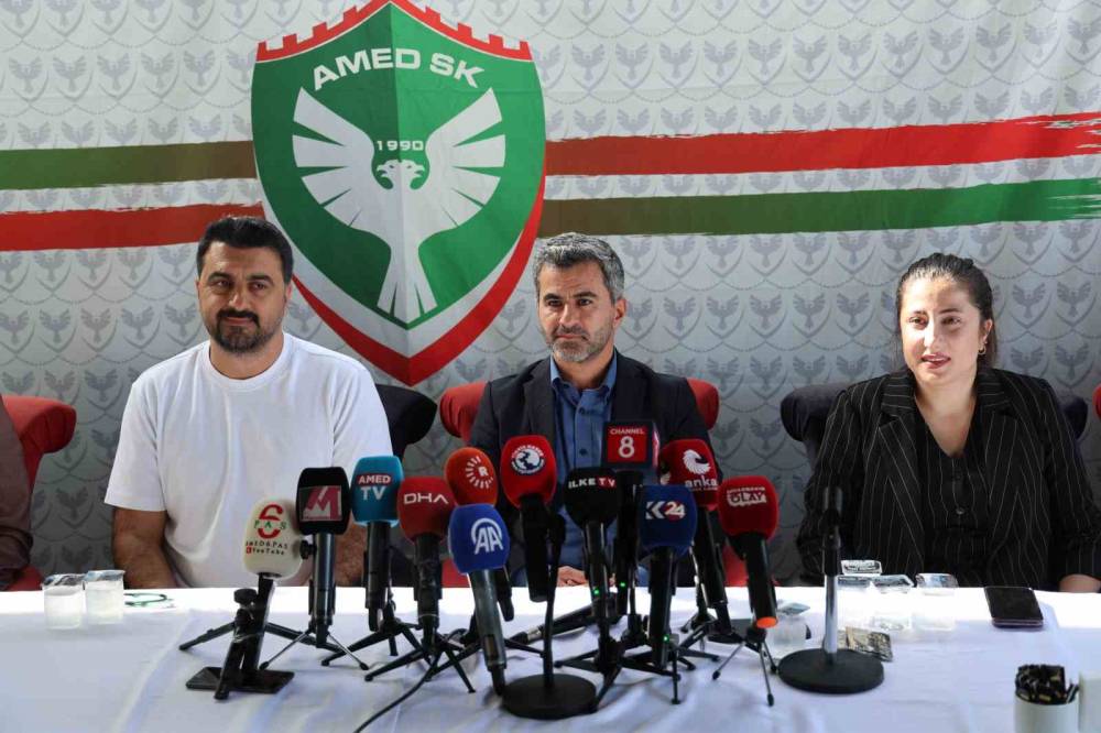 Amed Sf’de Yeni Yönetim Tanıtıldı